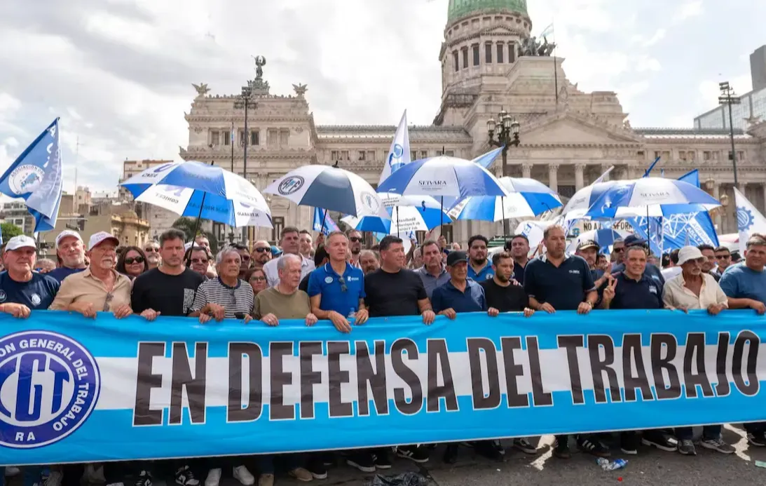 Conflicto judicial: La CGT recusó a los jueces que reactivaron la reforma laboral y pidió anular el fallo